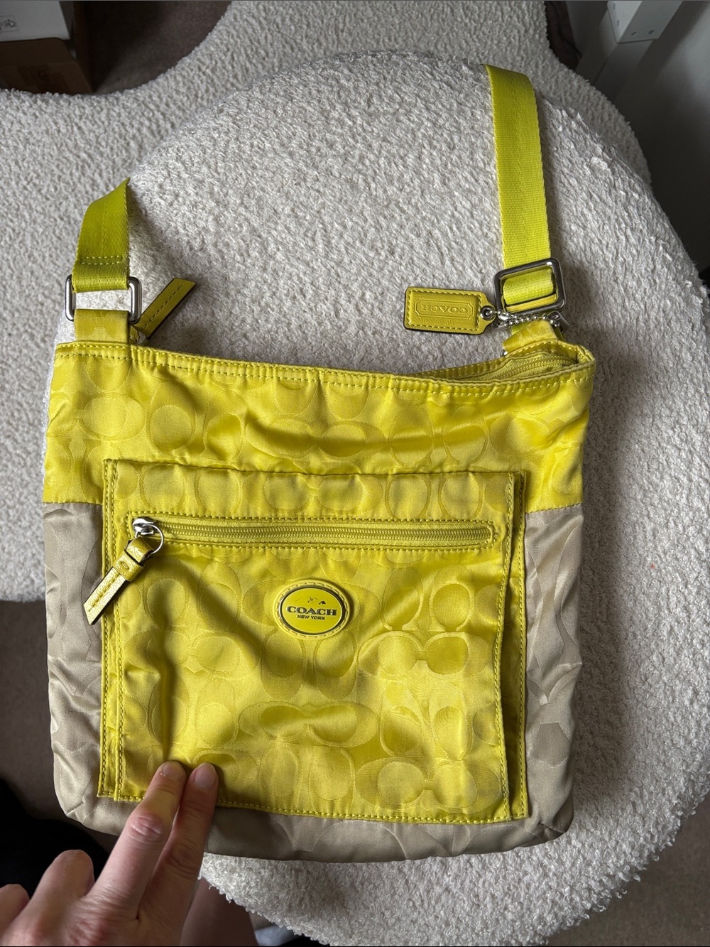 Coach Signature Nylon Crossbody Messenger Bag Yellow & Khaki Adjustable F77576